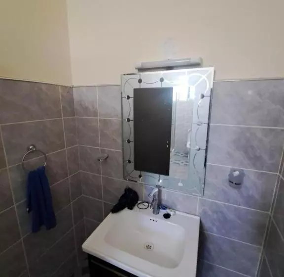 پانسیون Diamond Sands Villa