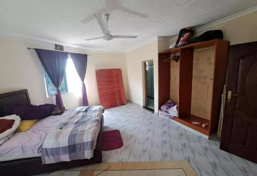 پانسیون Diamond Sands Villa