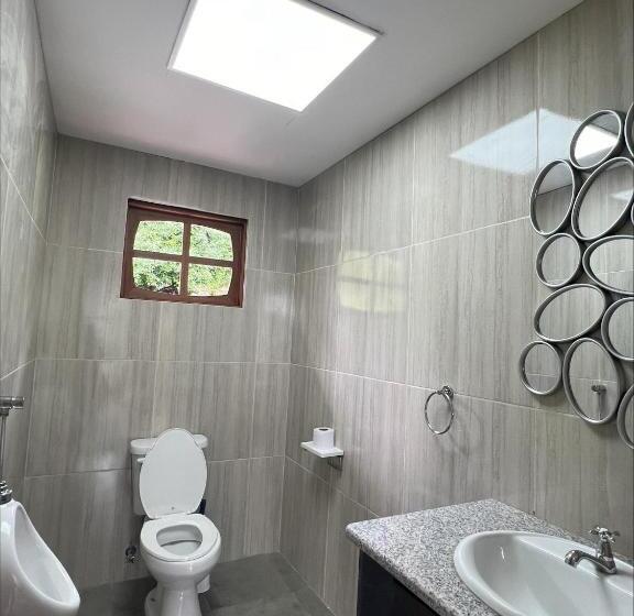 Pensionat Habitación Privada Con Terraza Panorámica, Cocina, Parqueadero