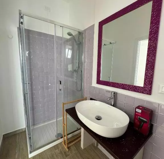 Majatalo Molo  93   Roomsandsea