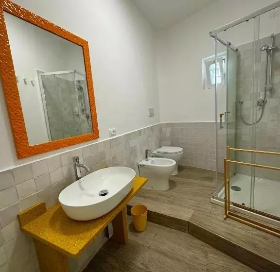 Majatalo Molo  93   Roomsandsea