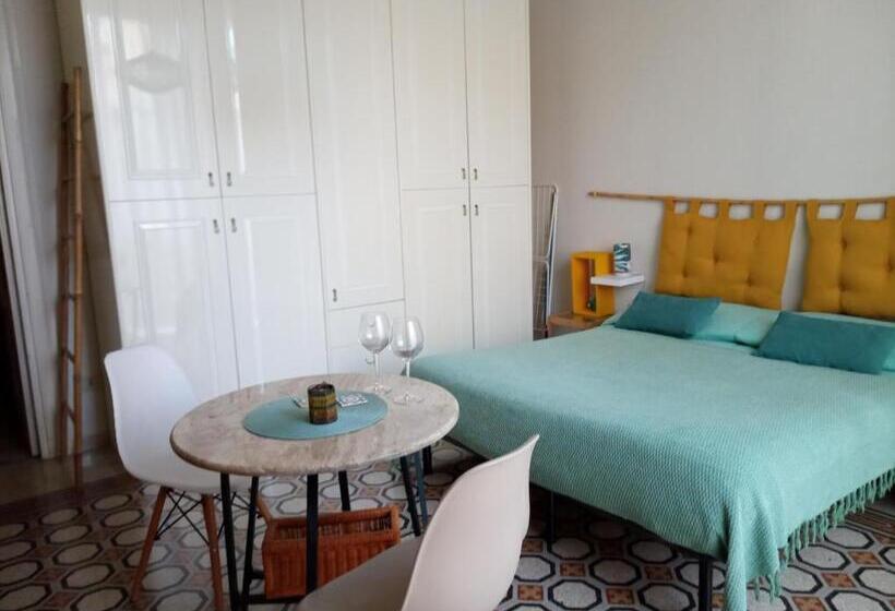 پانسیون Ohana