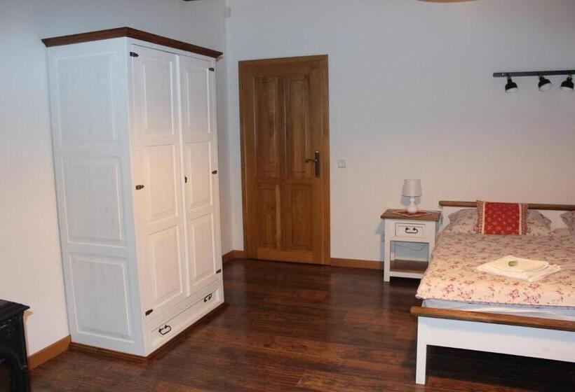 بنسيون Penzion Za Plotem