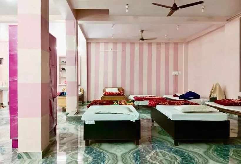 Majatalo Trilok Residency   Dashashwamedh Varanasi
