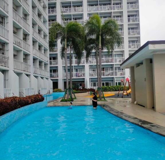 Smdc Breeze Residence