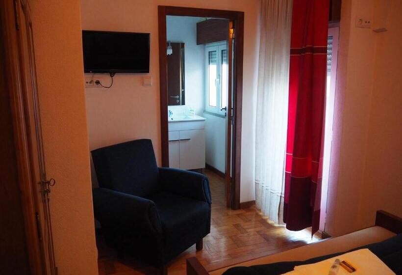 호스텔 Monte Carlo Restaurante E Alojamento Local