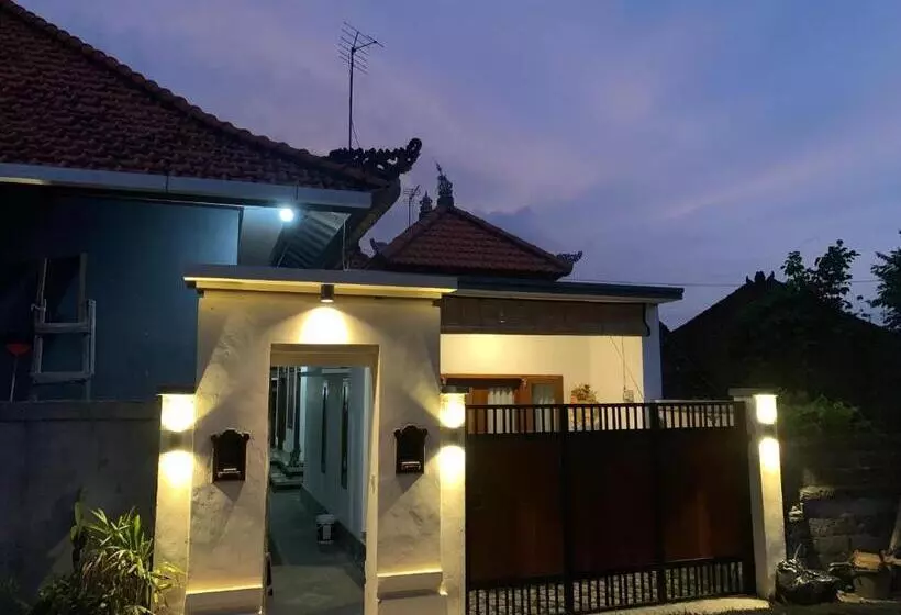 ベッドアンドブレックファースト Bucu Kaja House