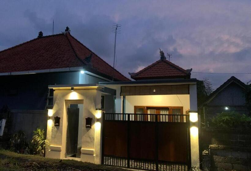 Bed and Breakfast Bucu Kaja House