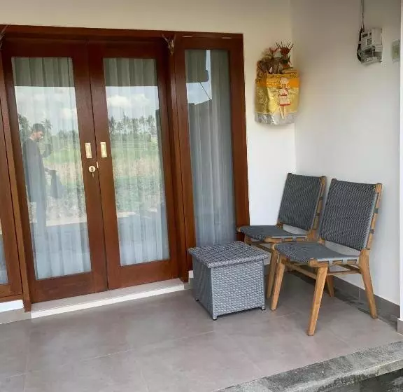 ベッドアンドブレックファースト Bucu Kaja House