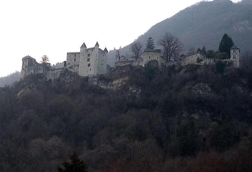 Bed and Breakfast Le St Jean Familiale