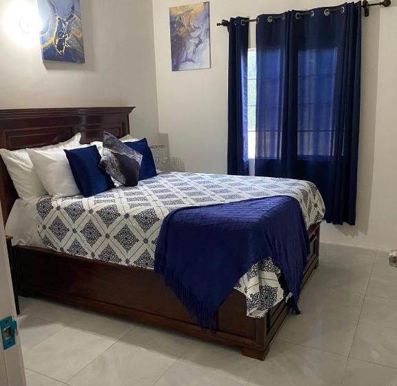 تختخواب و صبحانه Pru’s Paradise