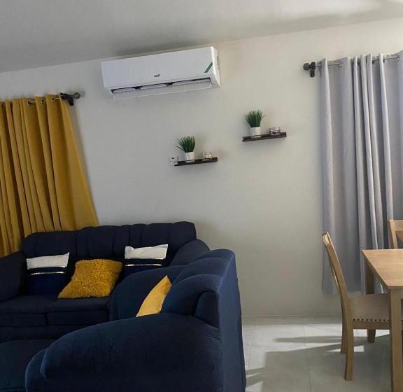 تختخواب و صبحانه Pru’s Paradise