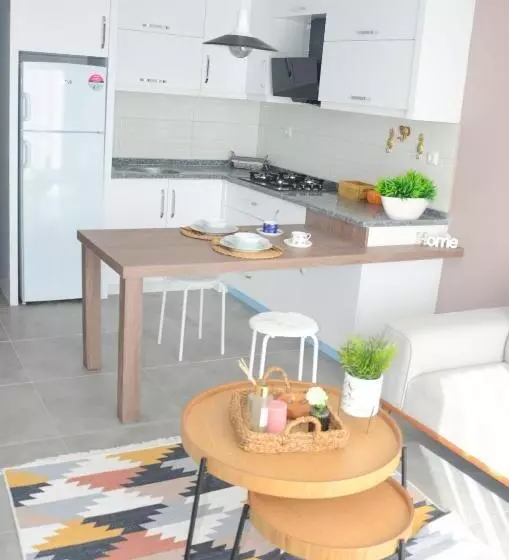 Gölhi̇sar Mavi̇ Konak Apart Otel