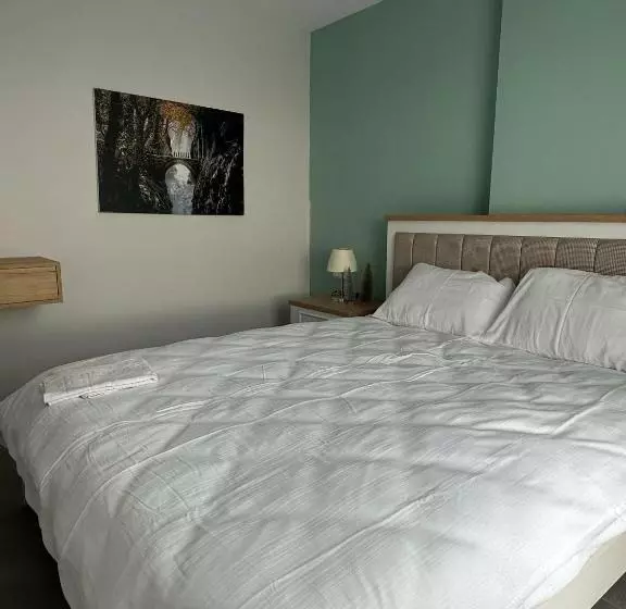 Gölhi̇sar Mavi̇ Konak Apart Otel