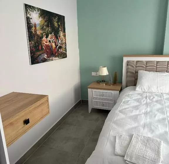 Gölhi̇sar Mavi̇ Konak Apart Otel