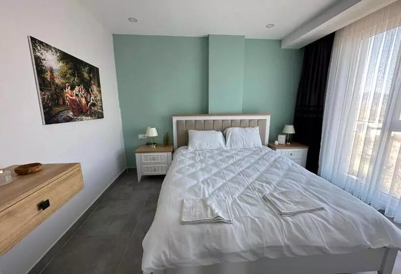 Gölhi̇sar Mavi̇ Konak Apart Otel