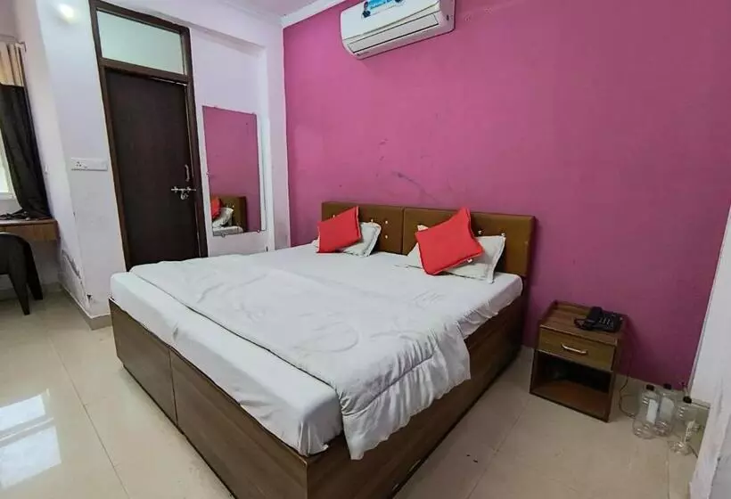 Hotelli Bullet Inn Jaipur