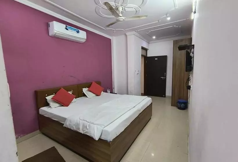 Hotelli Bullet Inn Jaipur