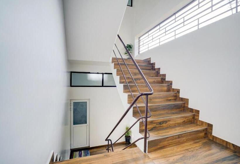 Hotel Collection O Dew Palace