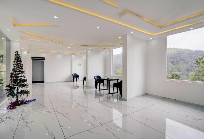 Hotel Collection O Dew Palace