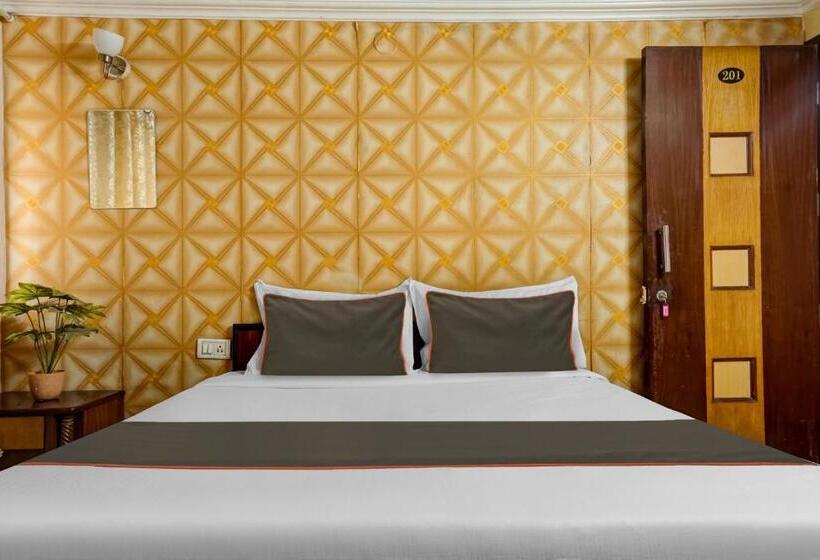 בית מלון כפרי Galaxy Residency Kalyani Nagar