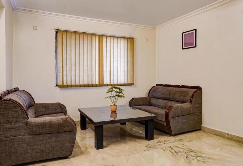 בית מלון כפרי Galaxy Residency Kalyani Nagar