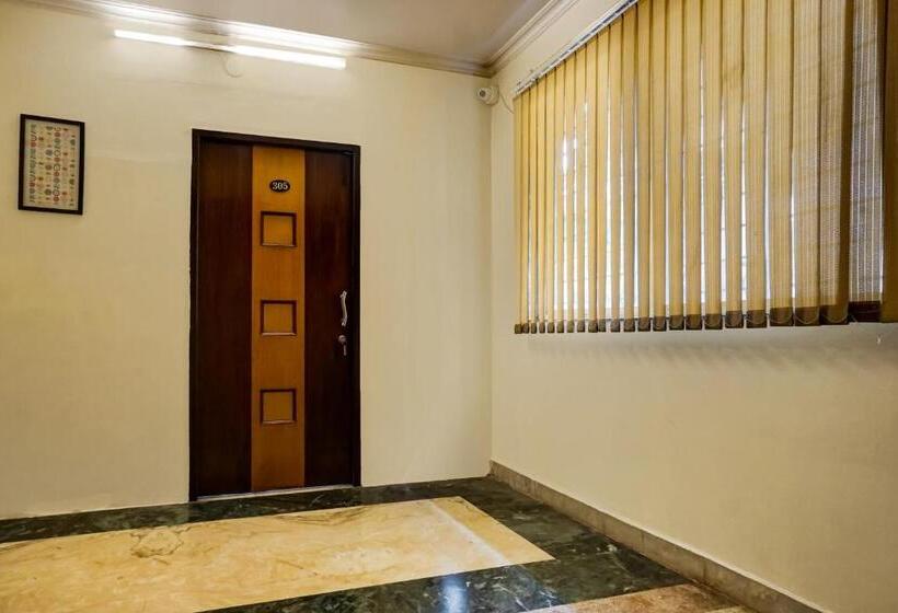 בית מלון כפרי Galaxy Residency Kalyani Nagar