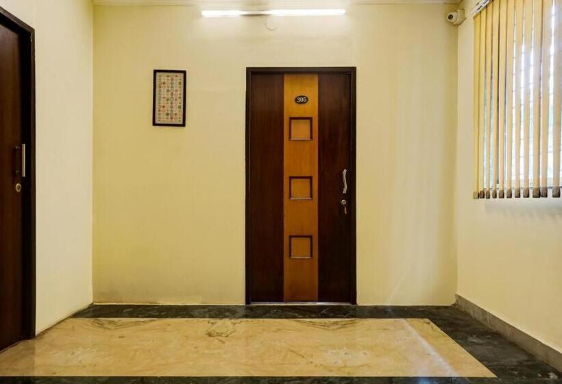 בית מלון כפרי Galaxy Residency Kalyani Nagar