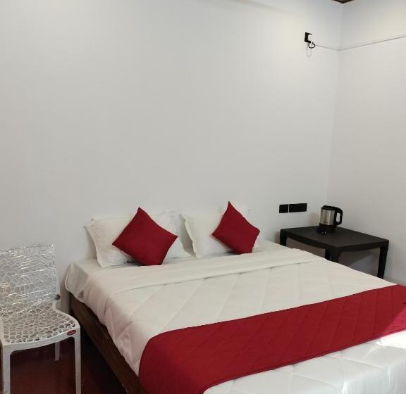 בית מלון כפרי Marari Ocean Breeze Beach Front Villas