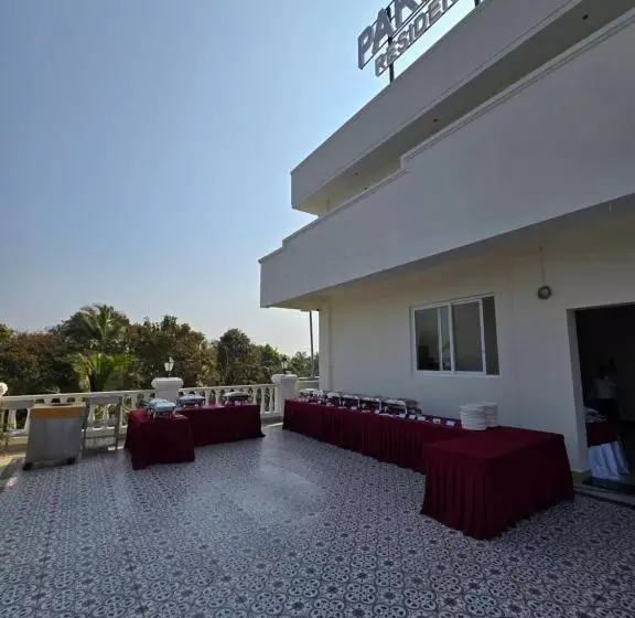 Hotelli Parivar Residency