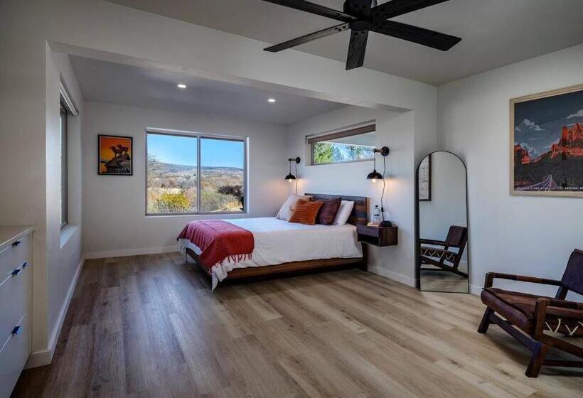 호텔 Pitchner Place Creekfront Hot Tub Fire Pit