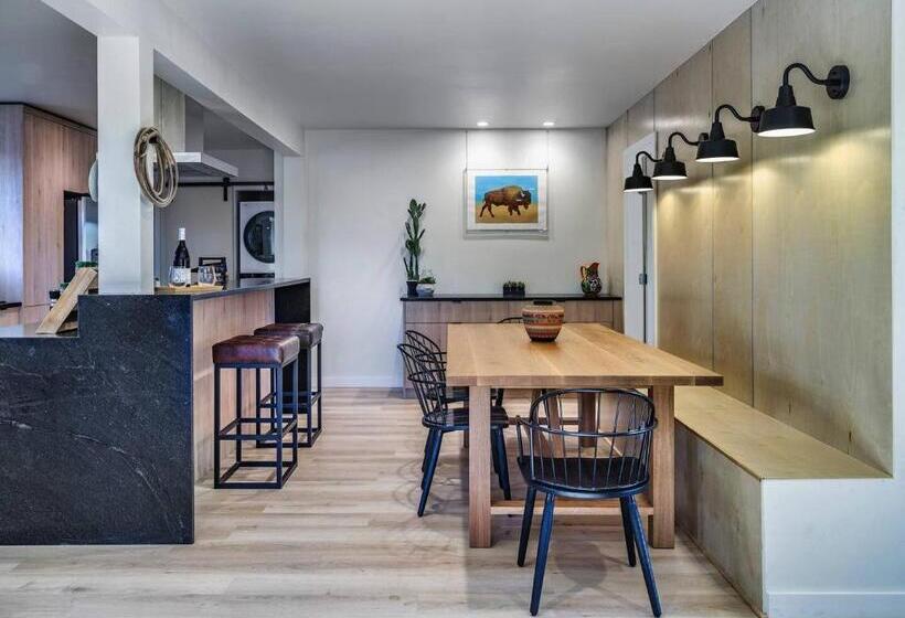 호텔 Pitchner Place Creekfront Hot Tub Fire Pit