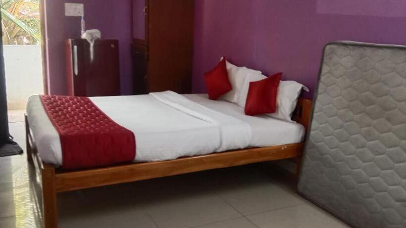 ホテル Sri Sekars Rooms