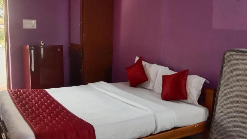 ホテル Sri Sekars Rooms