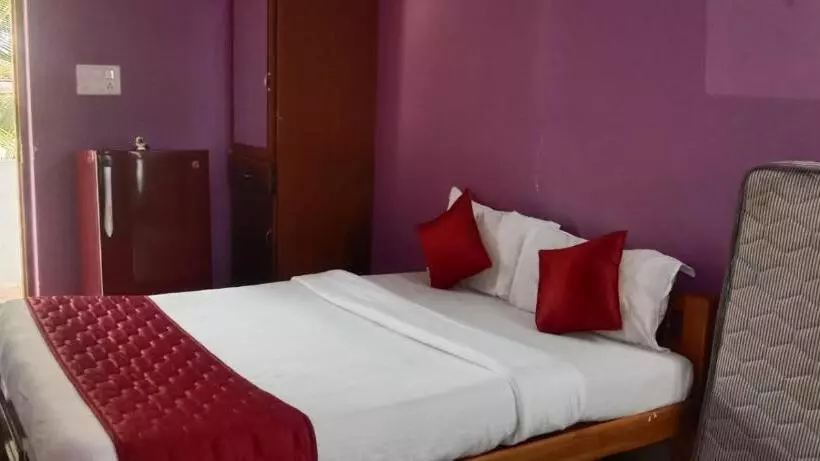ホテル Sri Sekars Rooms
