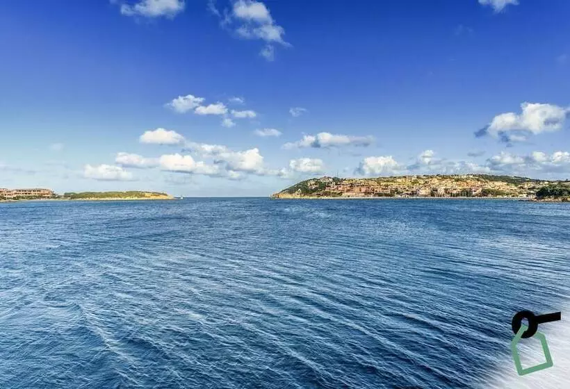 Hotelli Hotiday Room Collection   Porto Cervo