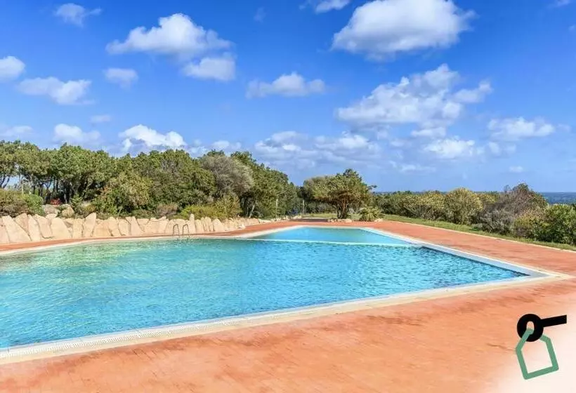 Hotelli Hotiday Room Collection   Porto Cervo