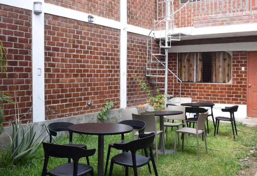 ペンション El Valle Lunahuaná