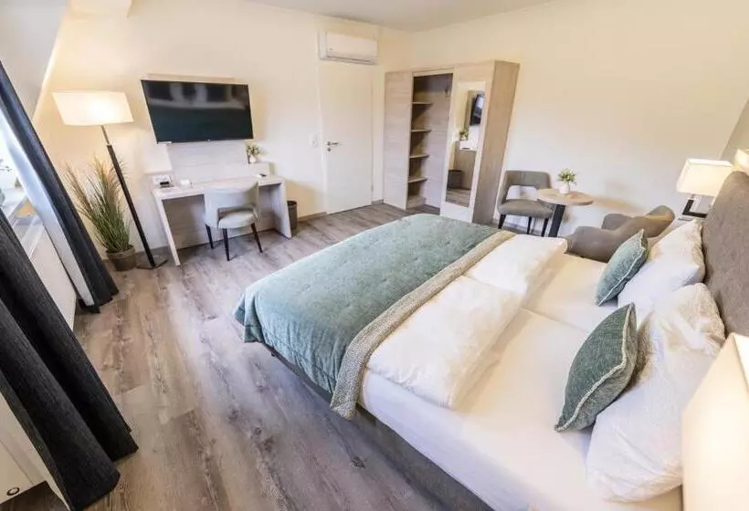 ペンション Hökis Zimmervermietung 10 Mit Küchenzeile