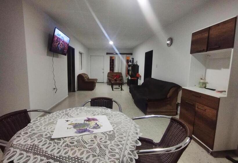 펜션 Hostal, Casa Jaramillo