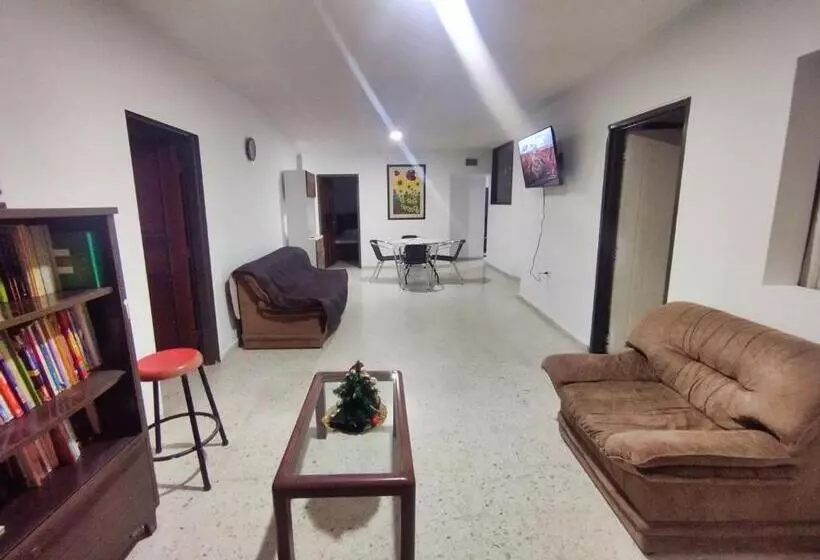 Majatalo Hostal, Casa Jaramillo