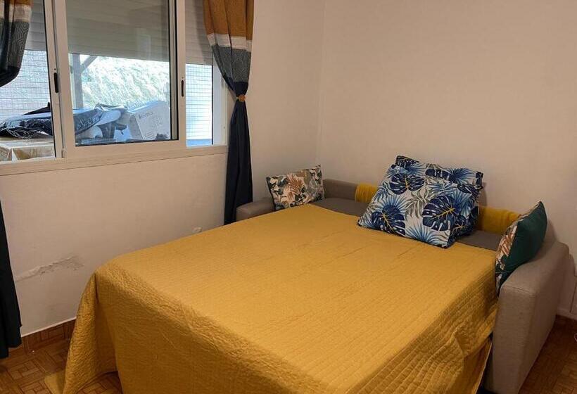 ペンション Studio Roselande