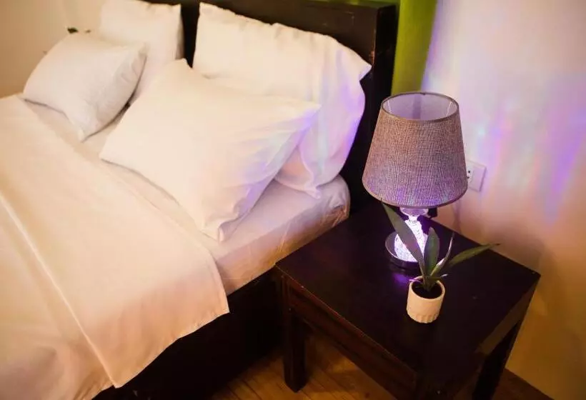 Aamiaismajoitus (B&B) Nana S Beach Surigao