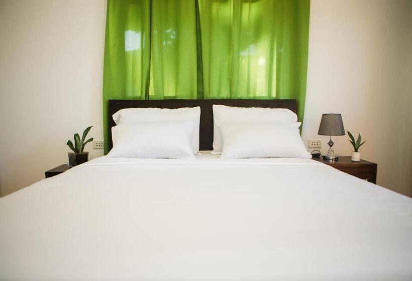 Aamiaismajoitus (B&B) Nana S Beach Surigao