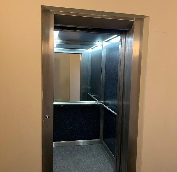 Botanic Avenue Hostel Less Than A Mile From The City Centre