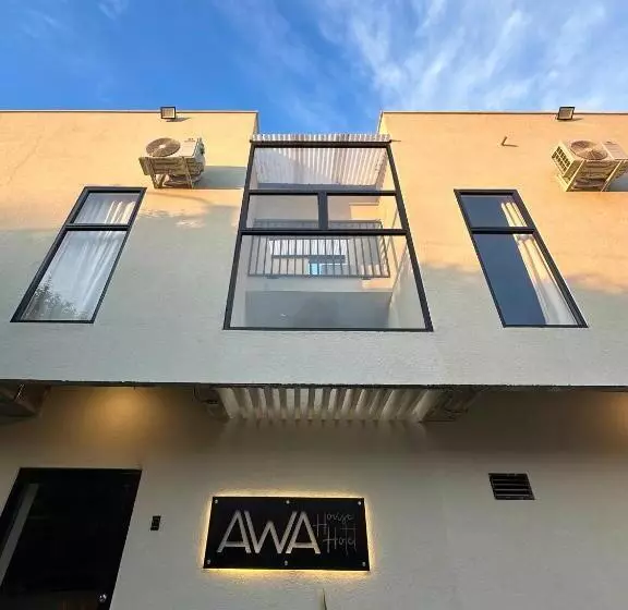 Hotelli Awa House