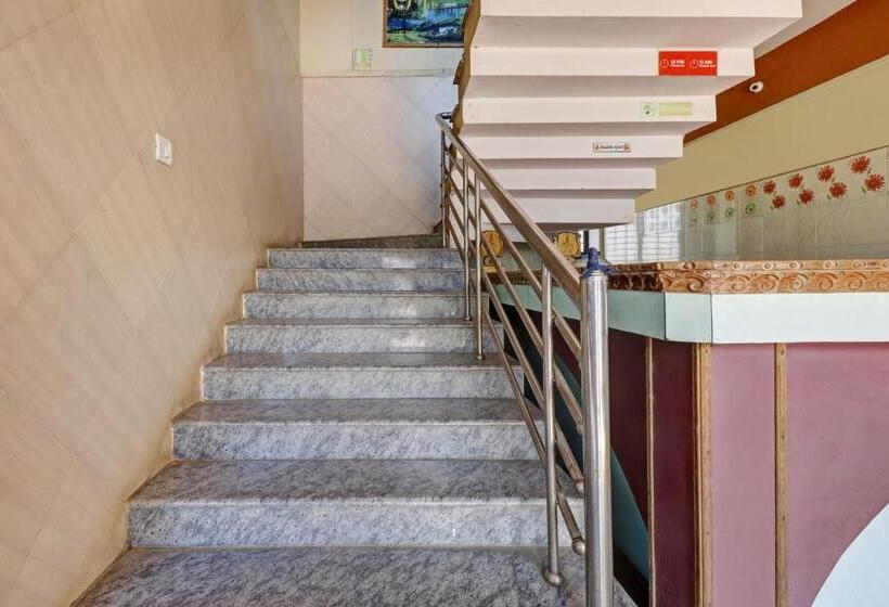 Отель Collection O Kmm Kushi Resort