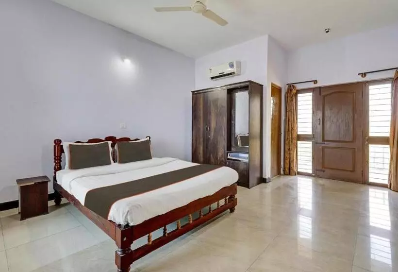 Hotelli Collection O Kmm Kushi Resort