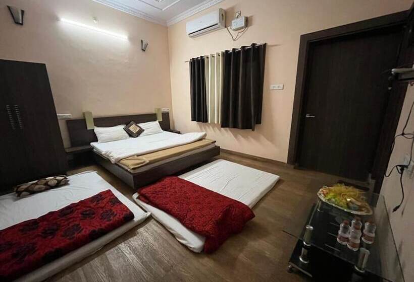 Hotel Haveli Laxmi Vilas