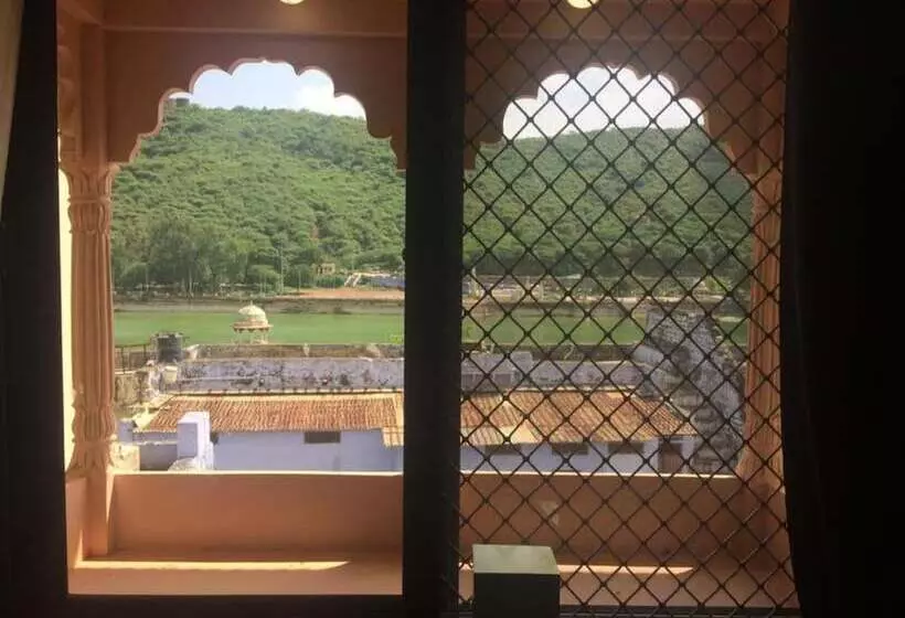 ホテル Haveli Laxmi Vilas